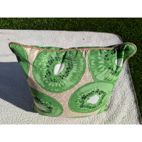 allen + roth 2 Graphic Print Tossed Kiwis w/Geo Square Throw Pillow Outdoor - Picture 3 of 8